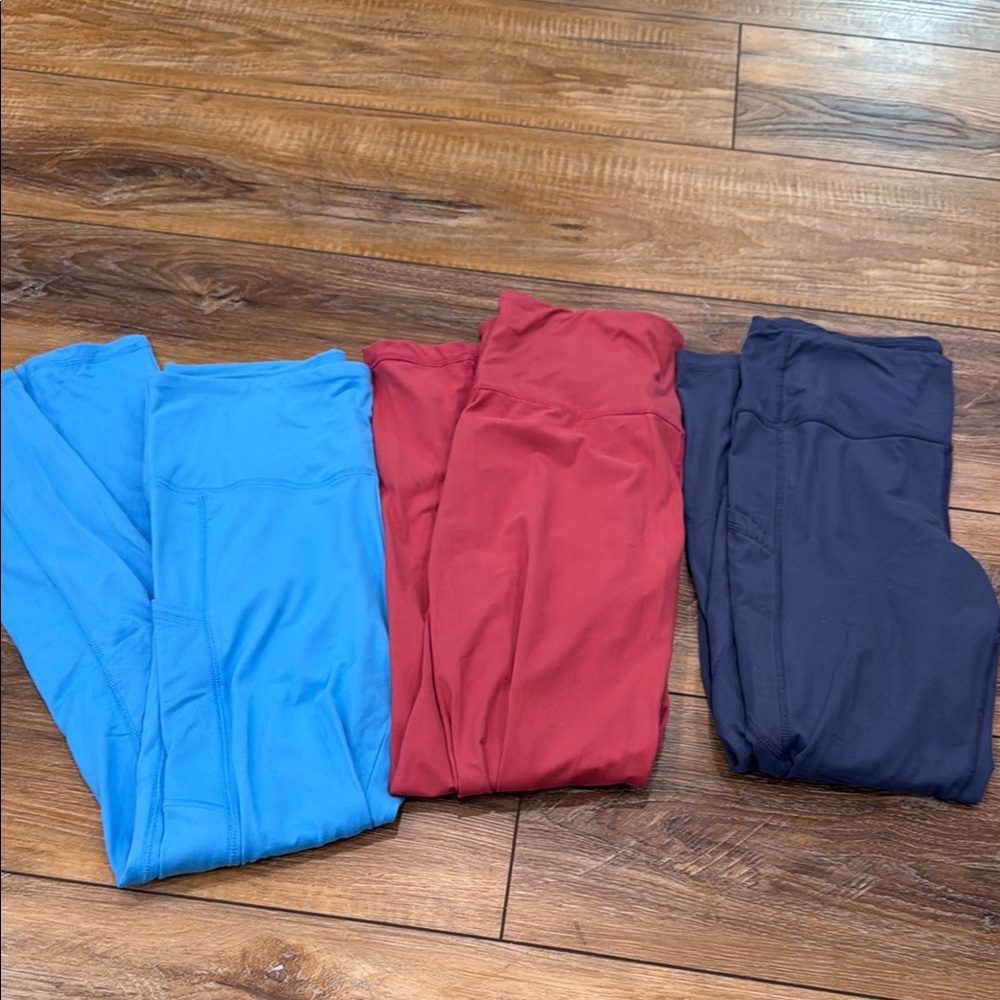 Bundle of women’s size M leggings